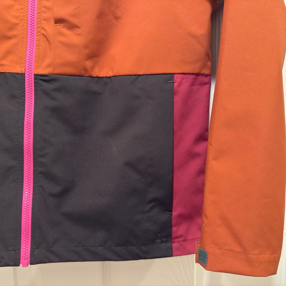 Cotopaxi Cielo Women’s Rain Jacket - Picture 3 of 7
